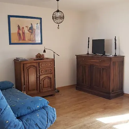 Coco Apartment *